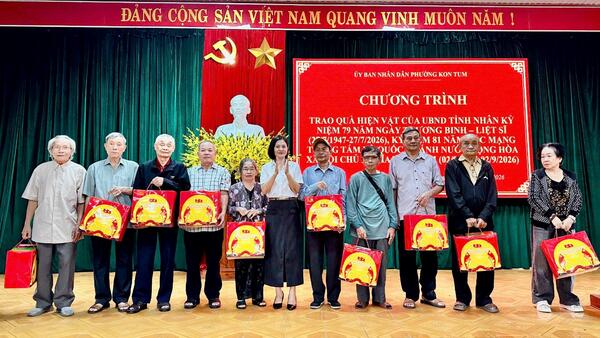 PHƯỜNG KON TUM TỔ CHỨC TRAO QUÀ CỦA UBND TỈNH QUẢNG NGÃI NHÂN KỶ NIỆM 79 NĂM NGÀY THƯƠNG BINH – LIỆT SĨ (27/7/1947 – 27/7/2026),  KỶ NIỆM 81 NĂM CÁCH MẠNG THÁNG TÁM VÀ QUỐC KHÁNH NƯỚC CỘNG HOÀ XÃ HỘI CHỦ NGHĨA VIỆT NAM (02/9/1945-02/9/2026)
